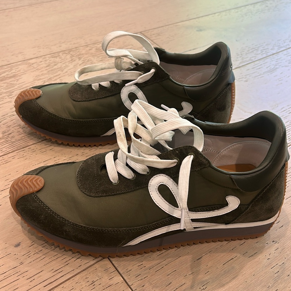 FASHION SNEAKERS